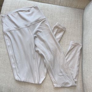 Lululemons Align leggings 28”